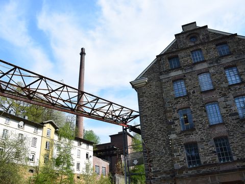 Zu sehen ist das Johann Wülfing und Sohn Museum mit seinen alten Backsteinhäusern.