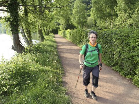 [Translate to Dutch:] Wanderer am Baldeneysee