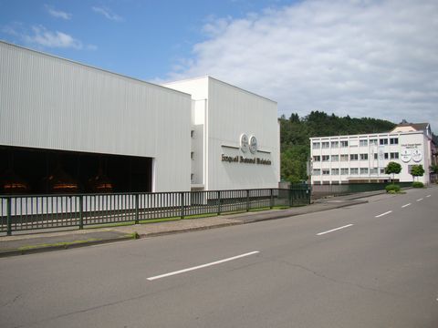 Außenansicht der Erzquell Brauerei in Bielstein